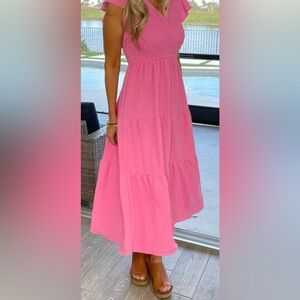 NWT Flutter Sleeve Midi Dress Bright Pink Size Medium Size 8-10